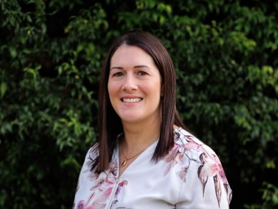 Amy Mott profile