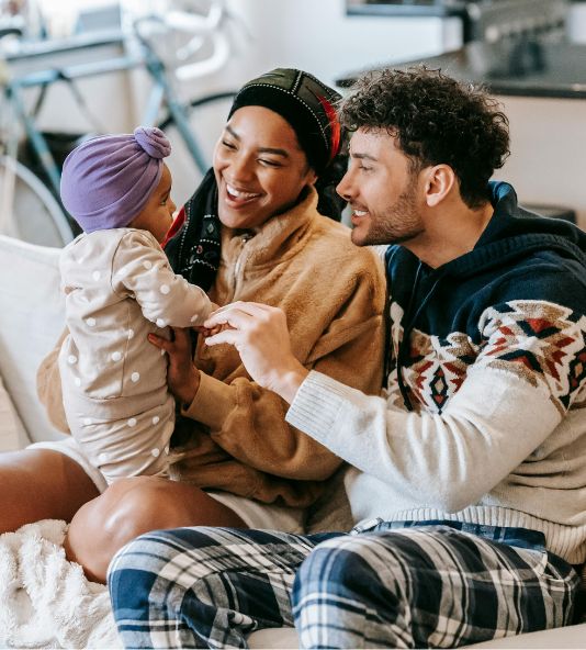 5Ss young couple and baby